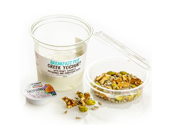 BREAKFAST POT - YOGHURT WITH WALNUTS